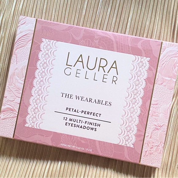Laura Geller Other - Laura Geller The Wearables Petal-Perfect Eyeshadow Palette